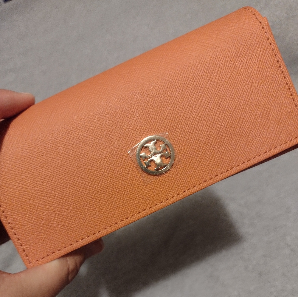 Sunglass case
